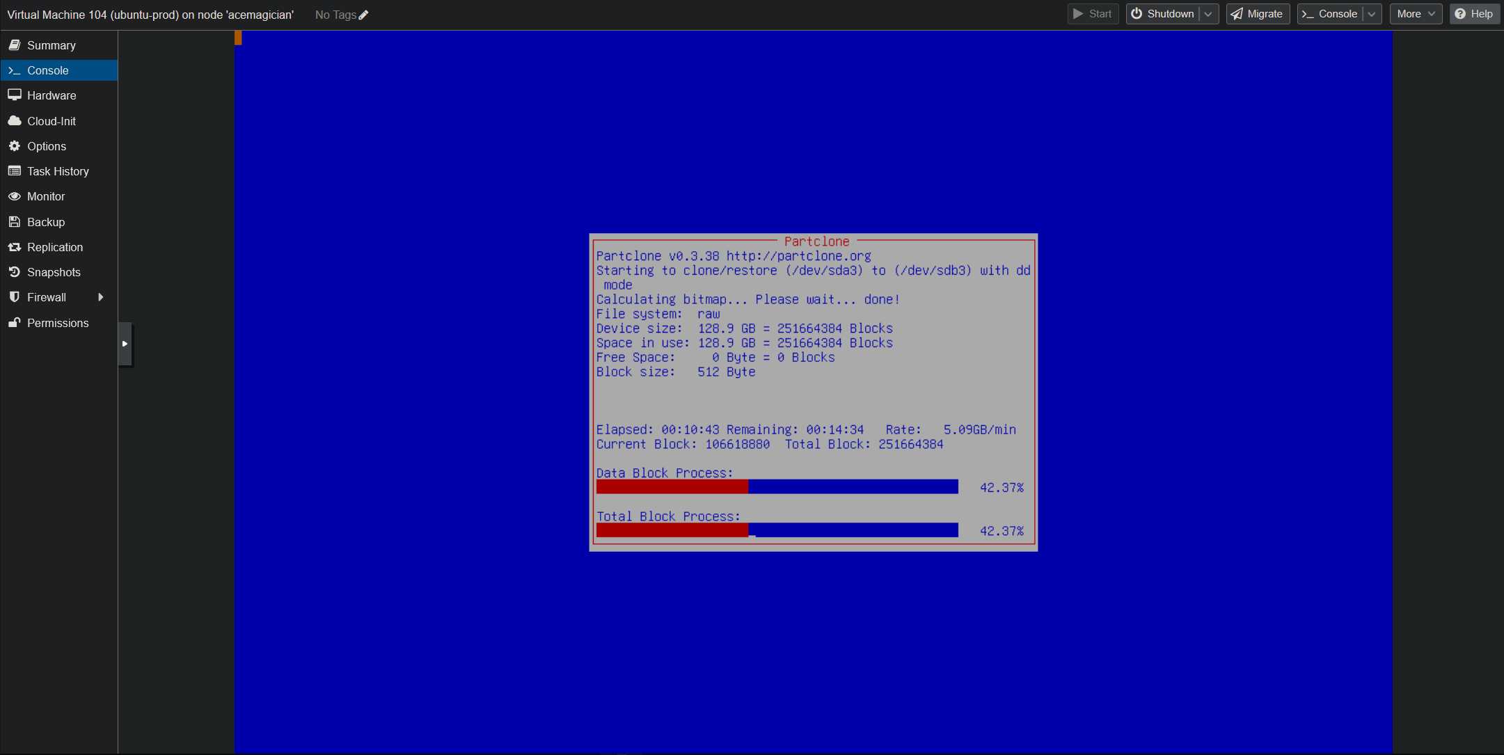 Clonage en cours avec Clonezilla